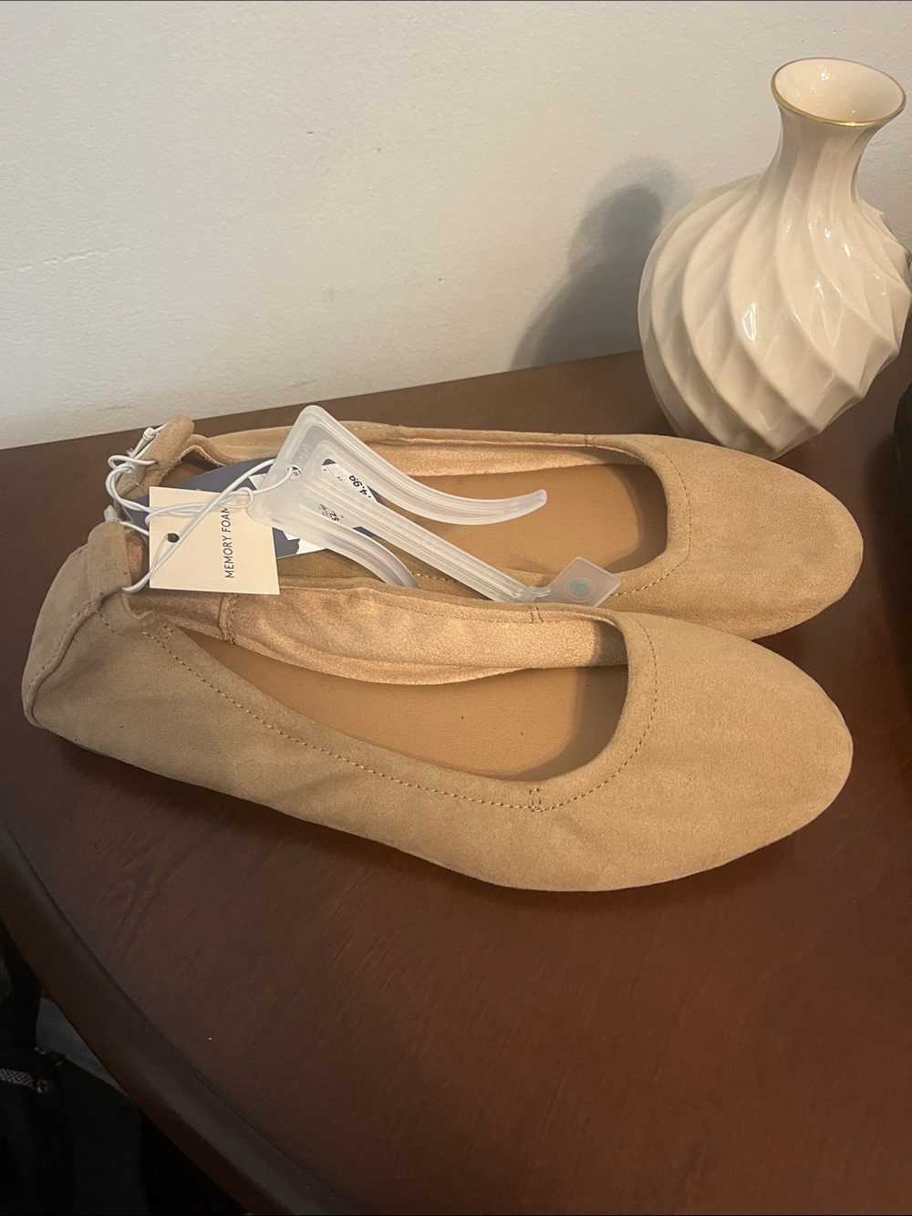 NWT Universal Thread Zaza Faux Suede Ballet Flats in Sand